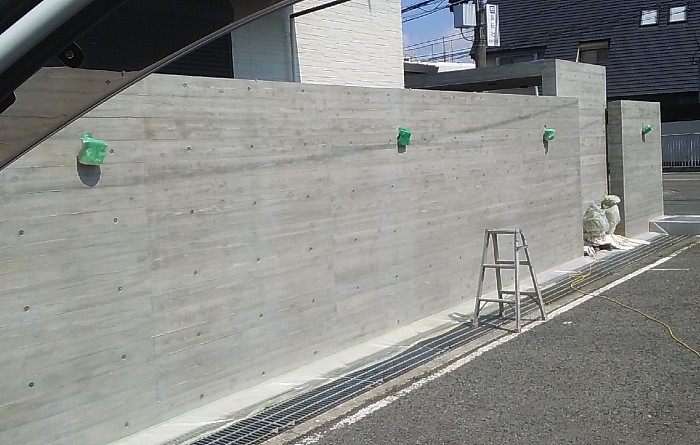 クラック注入跡の消去完了